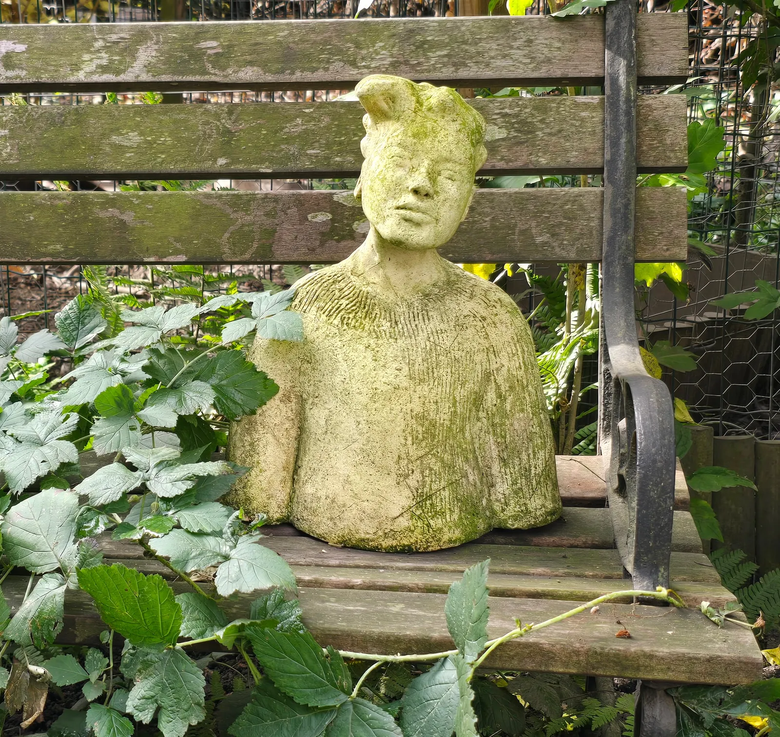 Sculpture by Michèle Vander Elst
